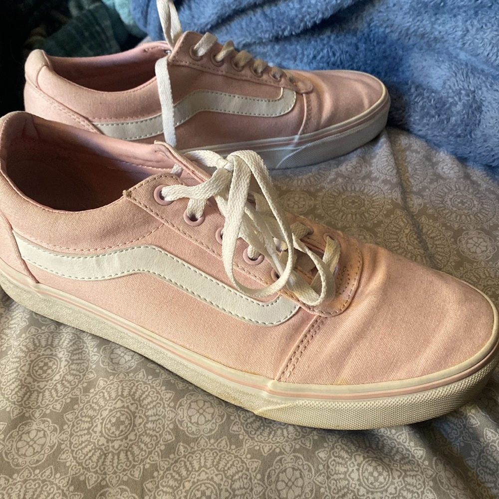 Vans - Picture 4 of 5